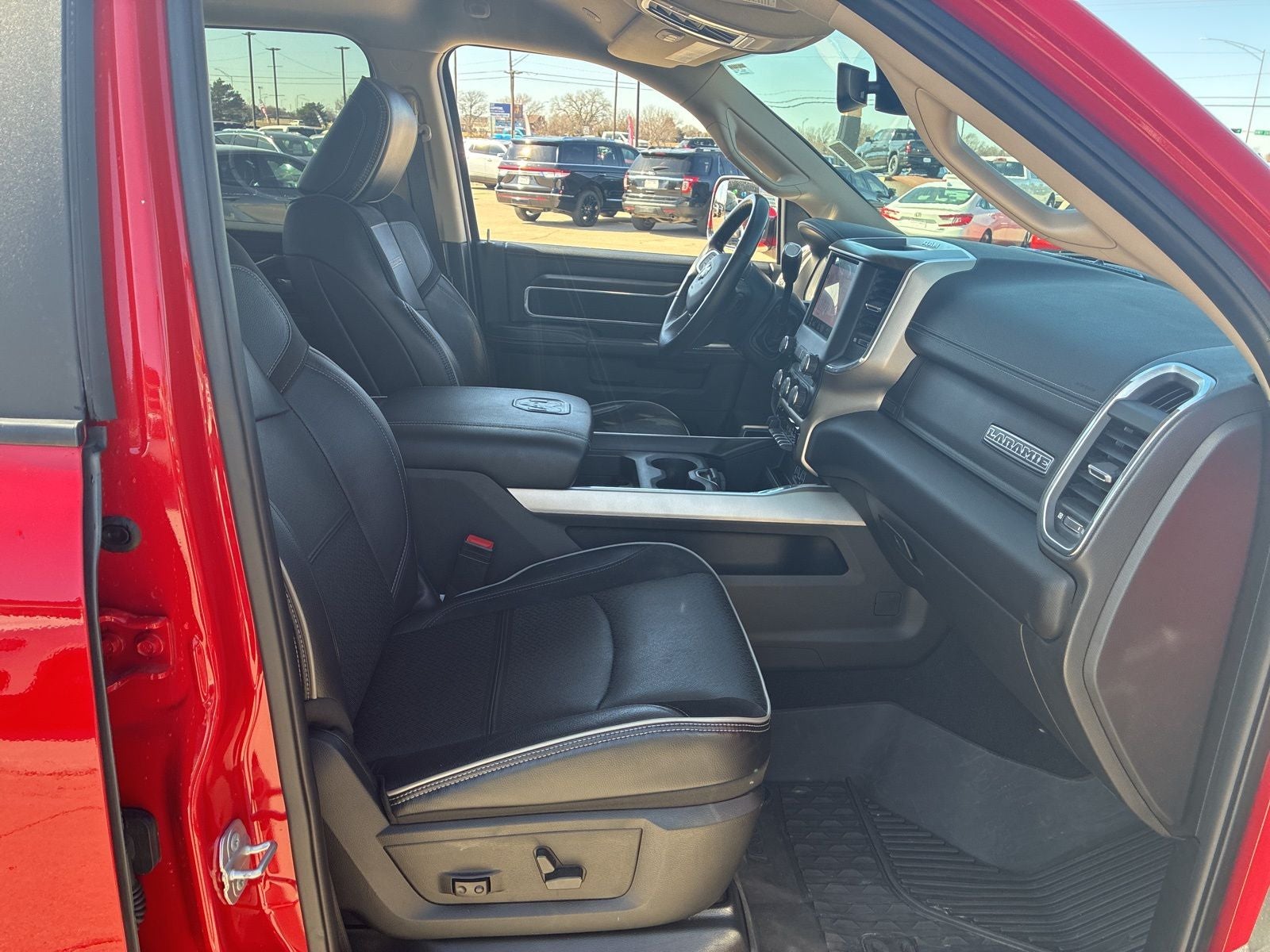 2022 RAM 3500 Laramie Crew Cab 4x4 6'4' Box