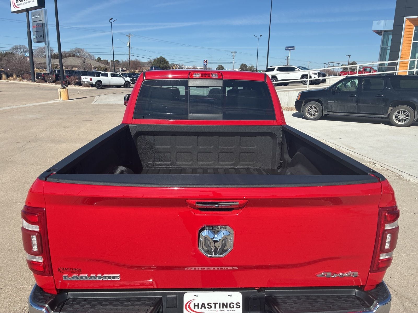 2022 RAM 3500 Laramie Crew Cab 4x4 6'4' Box