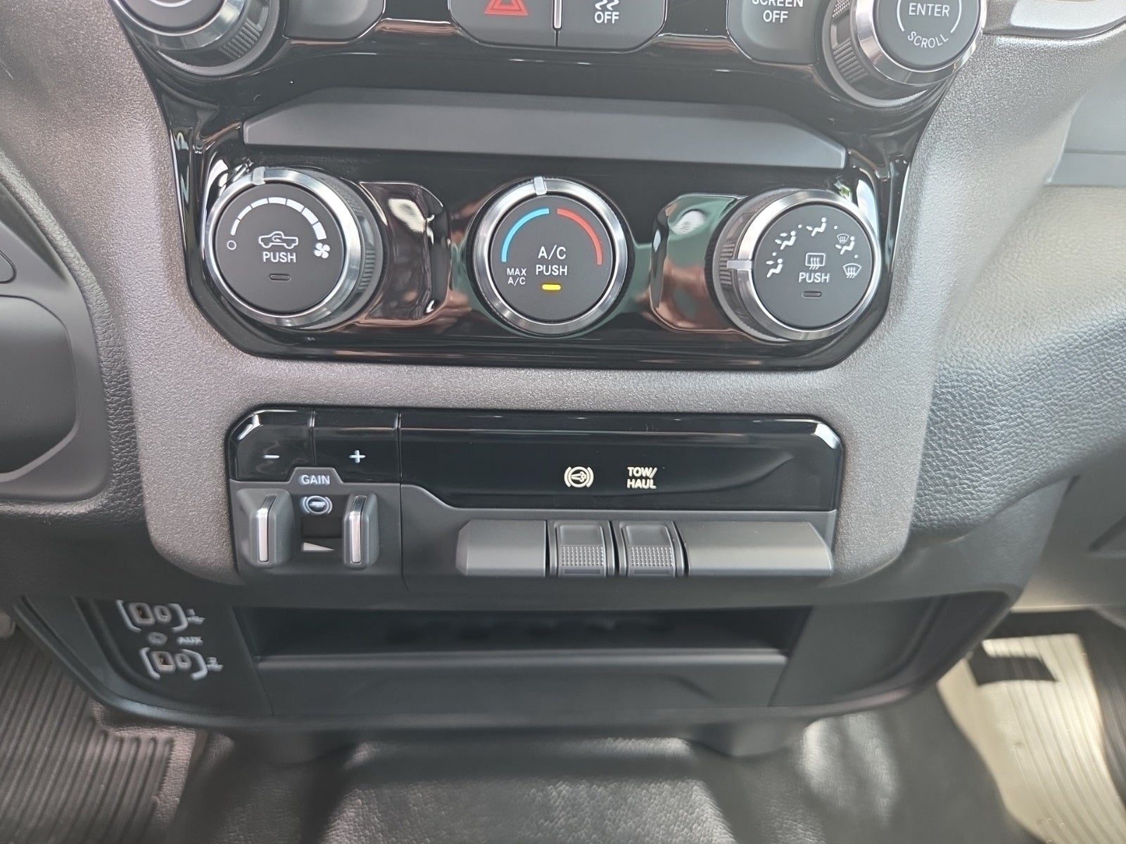 2025 RAM Ram 2500 RAM 2500 TRADESMAN CREW CAB 4X4 6'4' BOX