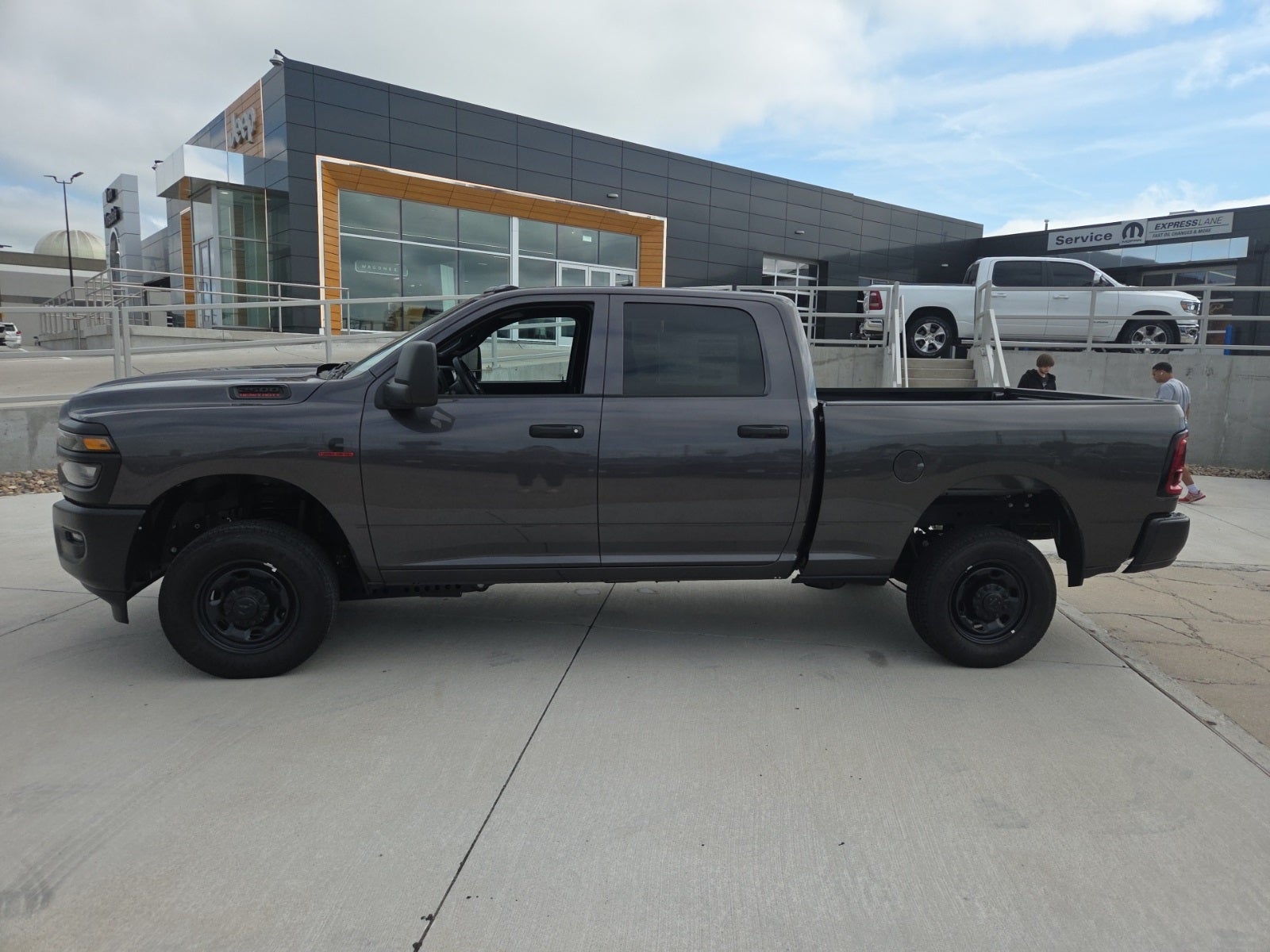 2025 RAM Ram 2500 RAM 2500 TRADESMAN CREW CAB 4X4 6'4' BOX