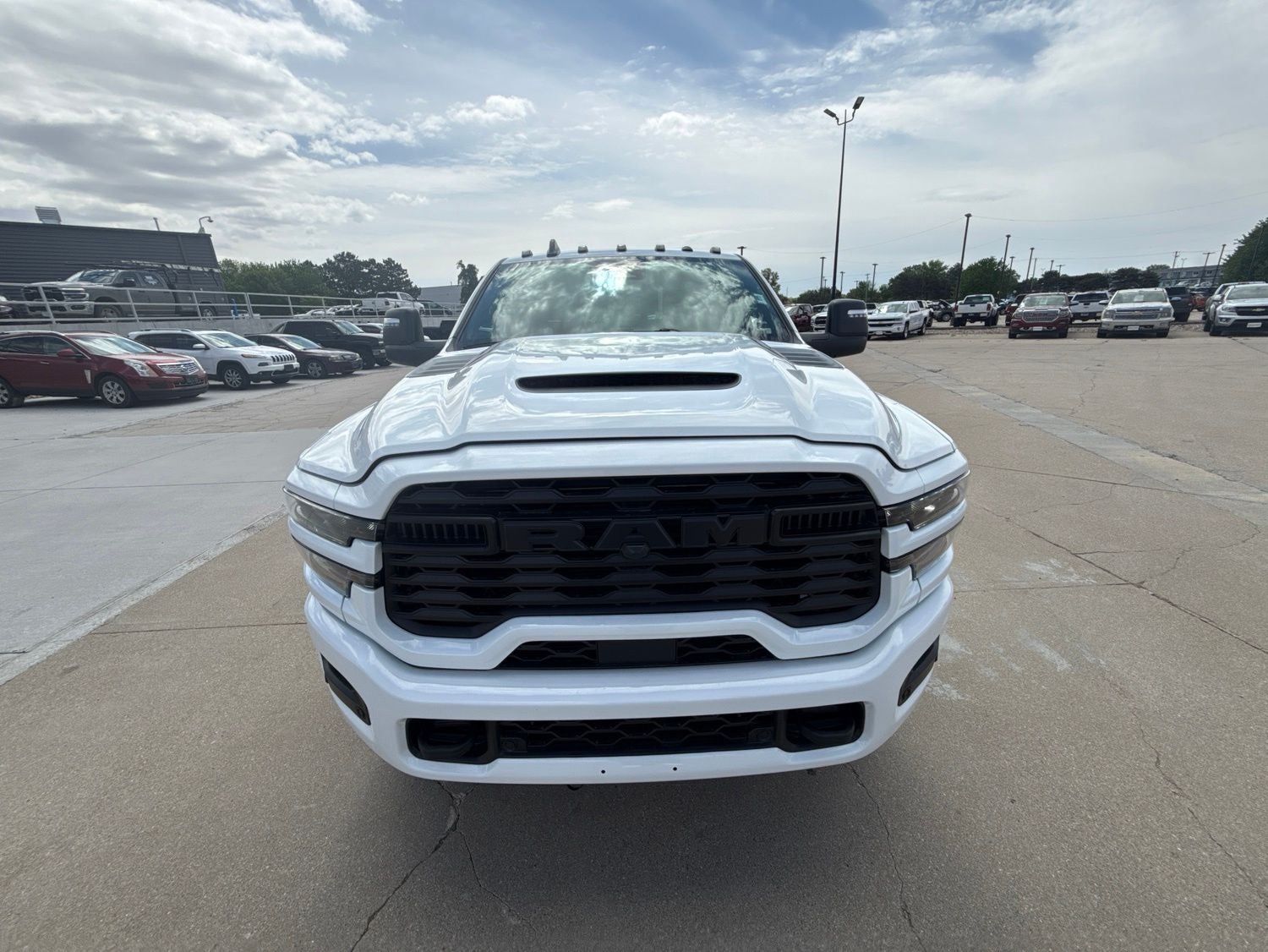 2026 RAM Ram 2500 RAM 2500 BLACK EXPRESS CREW CAB 4X4 6'4' BOX