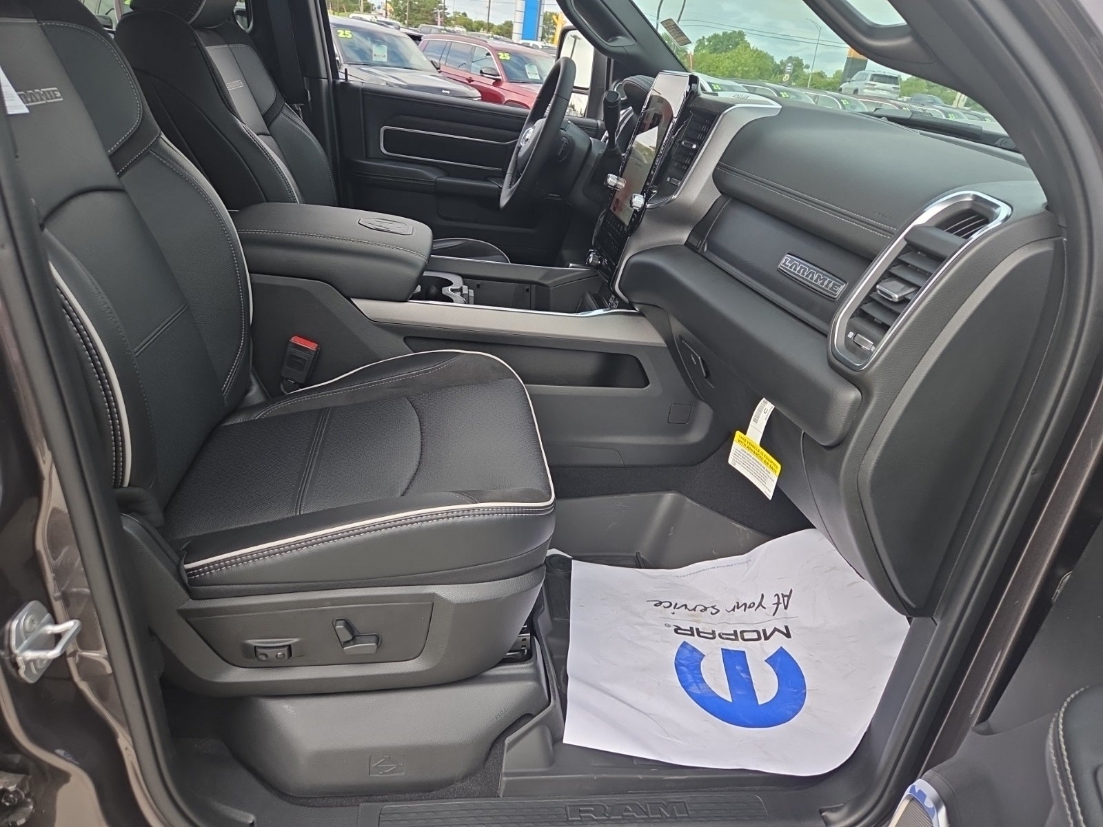 2025 RAM Ram 2500 RAM 2500 LARAMIE CREW CAB 4X4 6'4' BOX