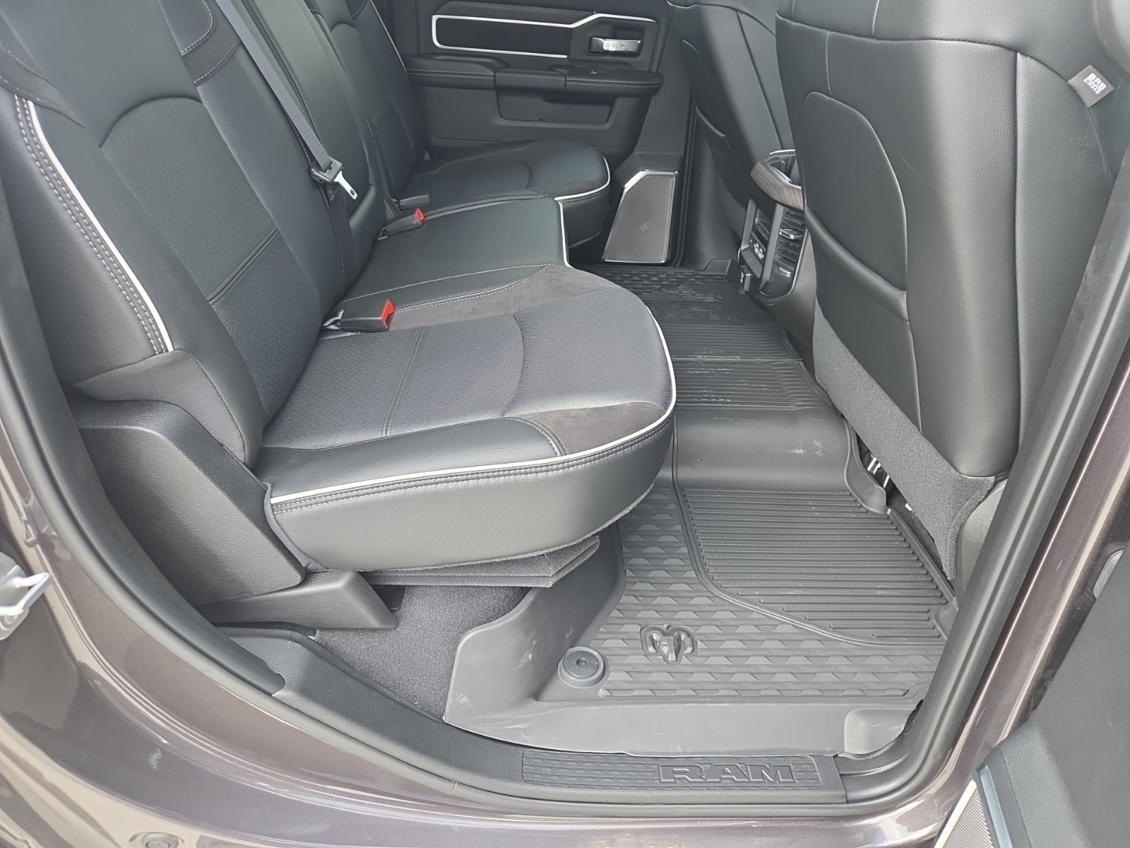 2025 RAM Ram 2500 RAM 2500 LARAMIE CREW CAB 4X4 6'4' BOX