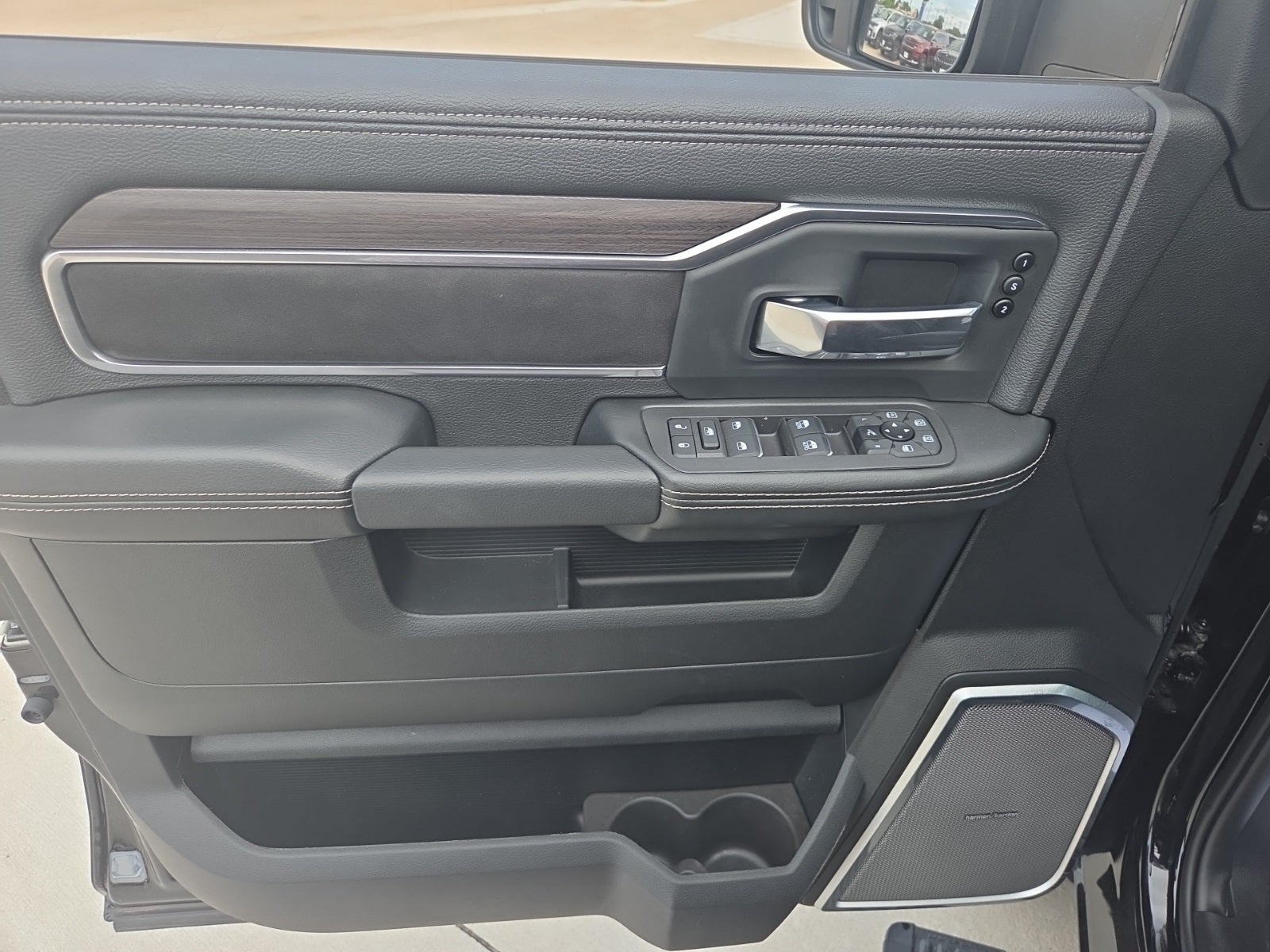 2025 RAM Ram 2500 RAM 2500 LARAMIE CREW CAB 4X4 6'4' BOX