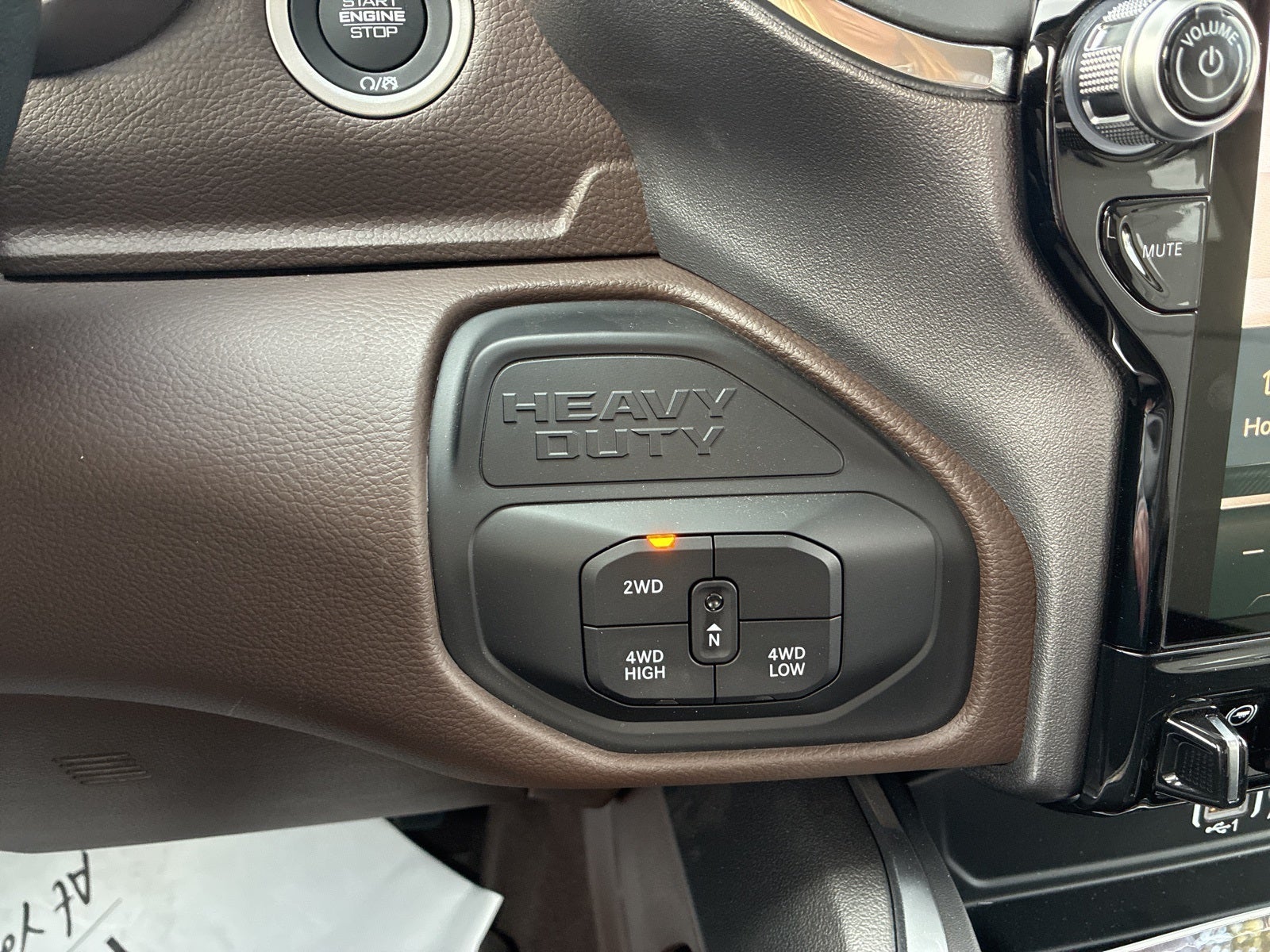 2025 RAM Ram 2500 RAM 2500 LARAMIE CREW CAB 4X4 8' BOX