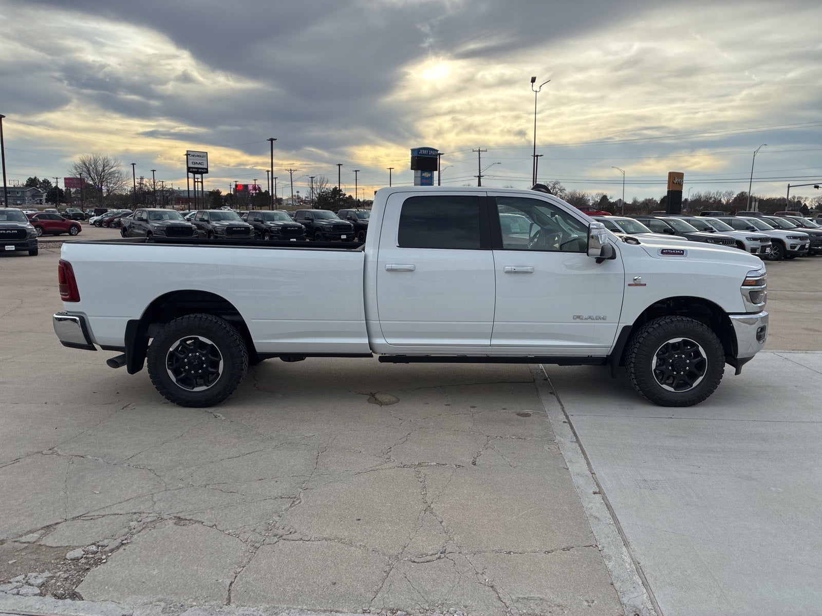 2025 RAM Ram 2500 RAM 2500 LARAMIE CREW CAB 4X4 8' BOX