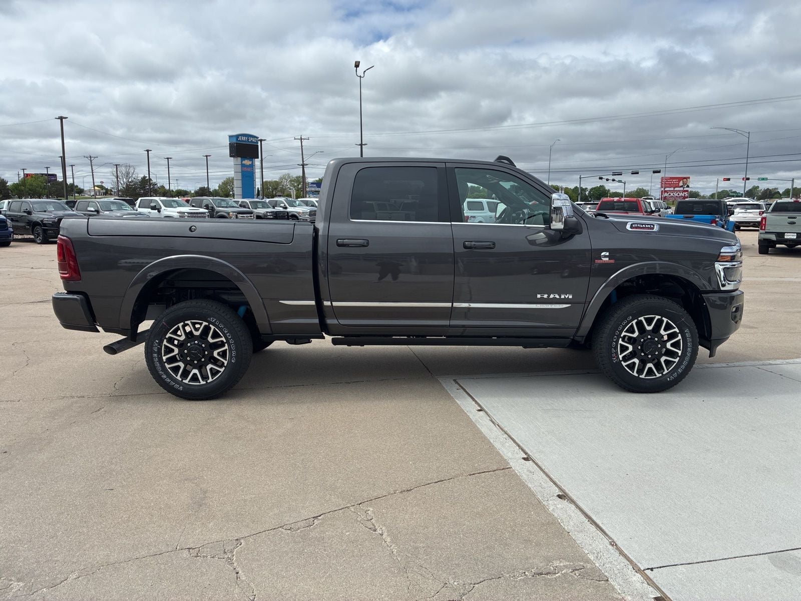 2026 RAM Ram 2500 RAM 2500 LIMITED CREW CAB 4X4 6'4' BOX