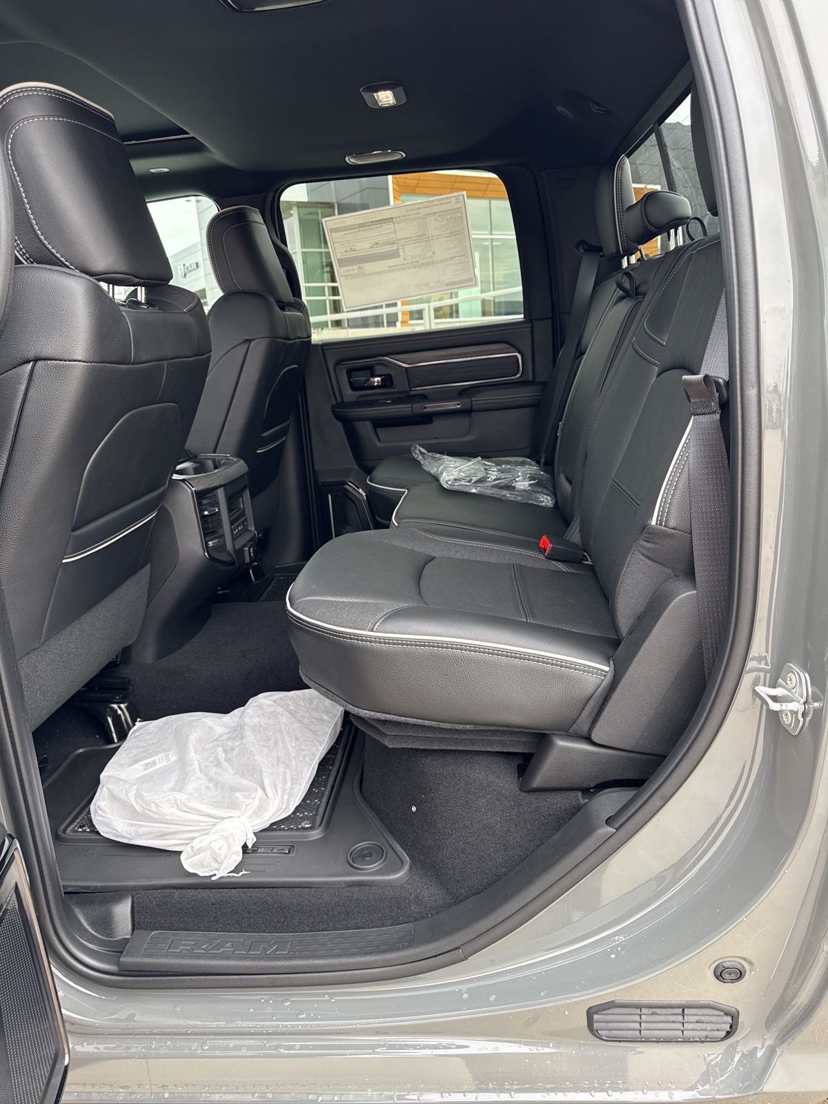 2026 RAM Ram 2500 RAM 2500 LIMITED CREW CAB 4X4 6'4' BOX