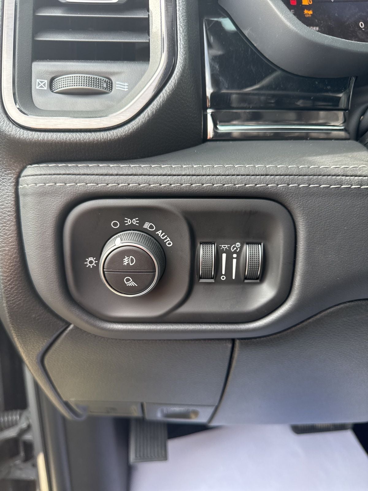 2026 RAM Ram 2500 RAM 2500 LIMITED CREW CAB 4X4 6'4' BOX