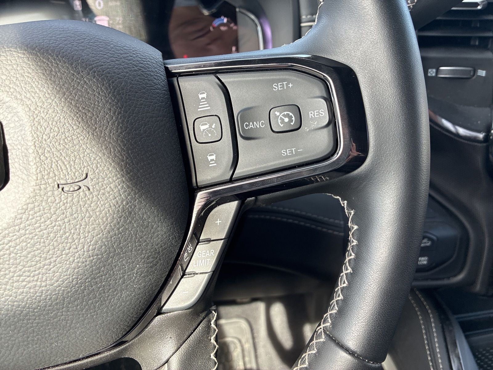 2025 RAM 2500 Limited Crew Cab 4x4 6'4' Box