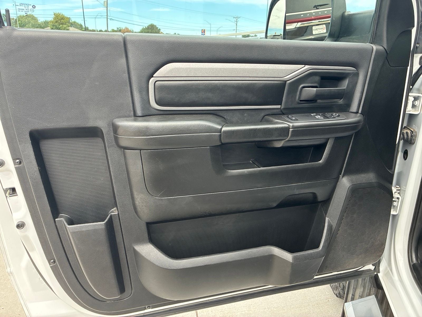 2020 RAM 2500 Tradesman Regular Cab 4x4 8' Box