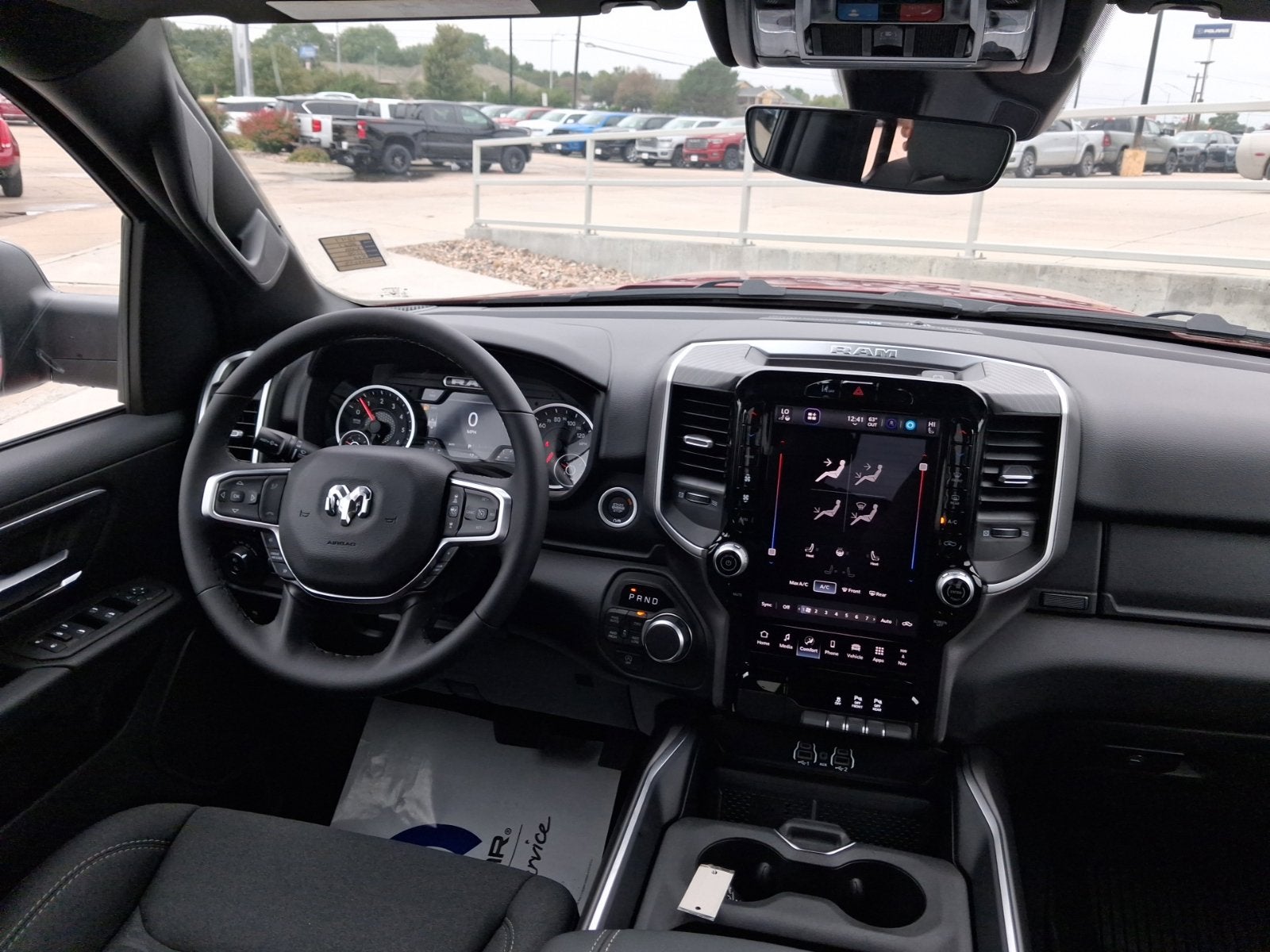 2026 RAM 1500 RAM 1500 BIG HORN CREW CAB 4X4 5'7' BOX