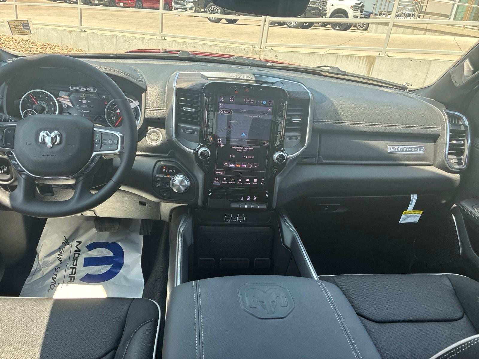 2026 RAM 1500 RAM 1500 LARAMIE CREW CAB 4X4 5'7' BOX