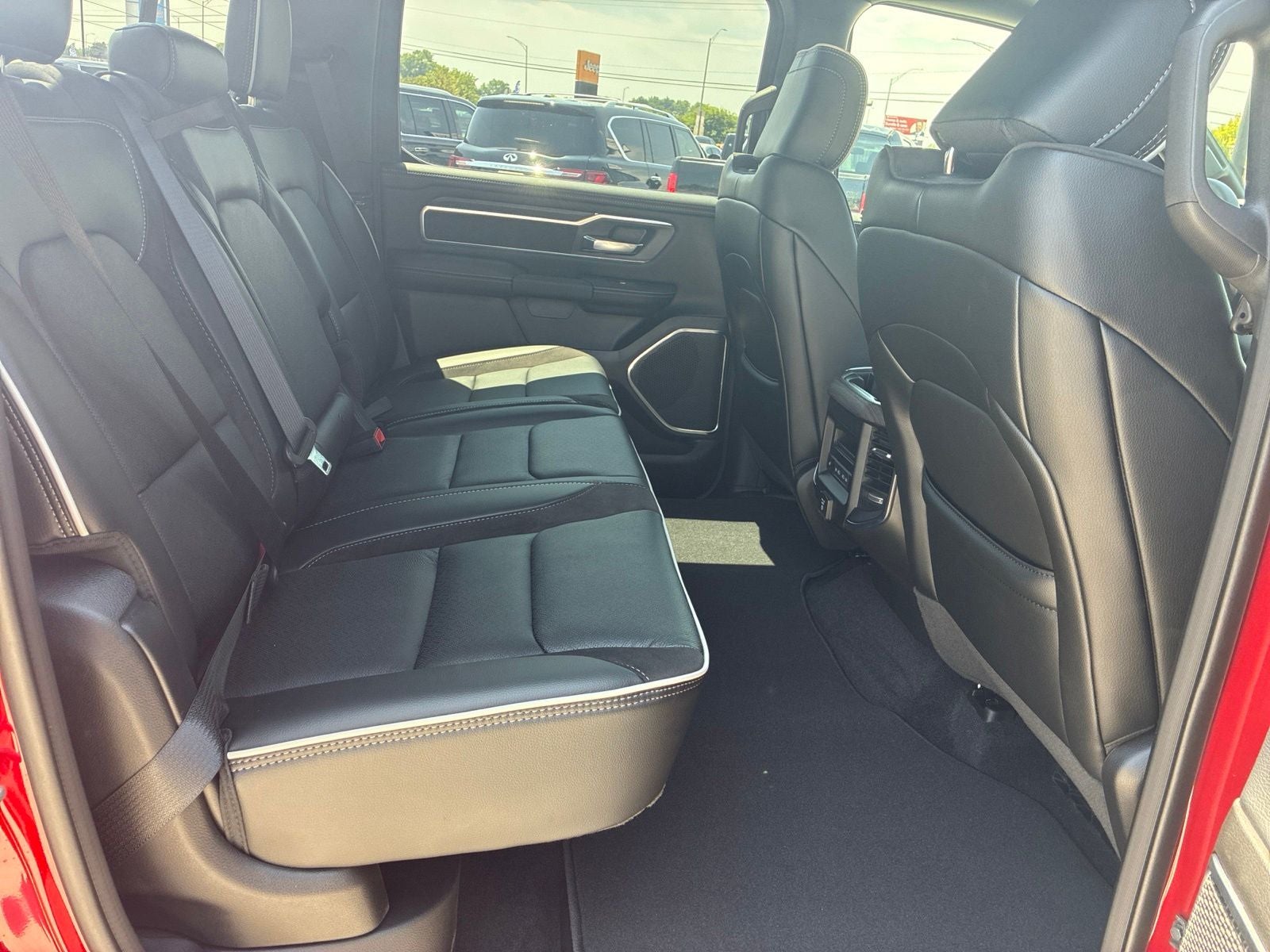 2026 RAM 1500 RAM 1500 LARAMIE CREW CAB 4X4 5'7' BOX