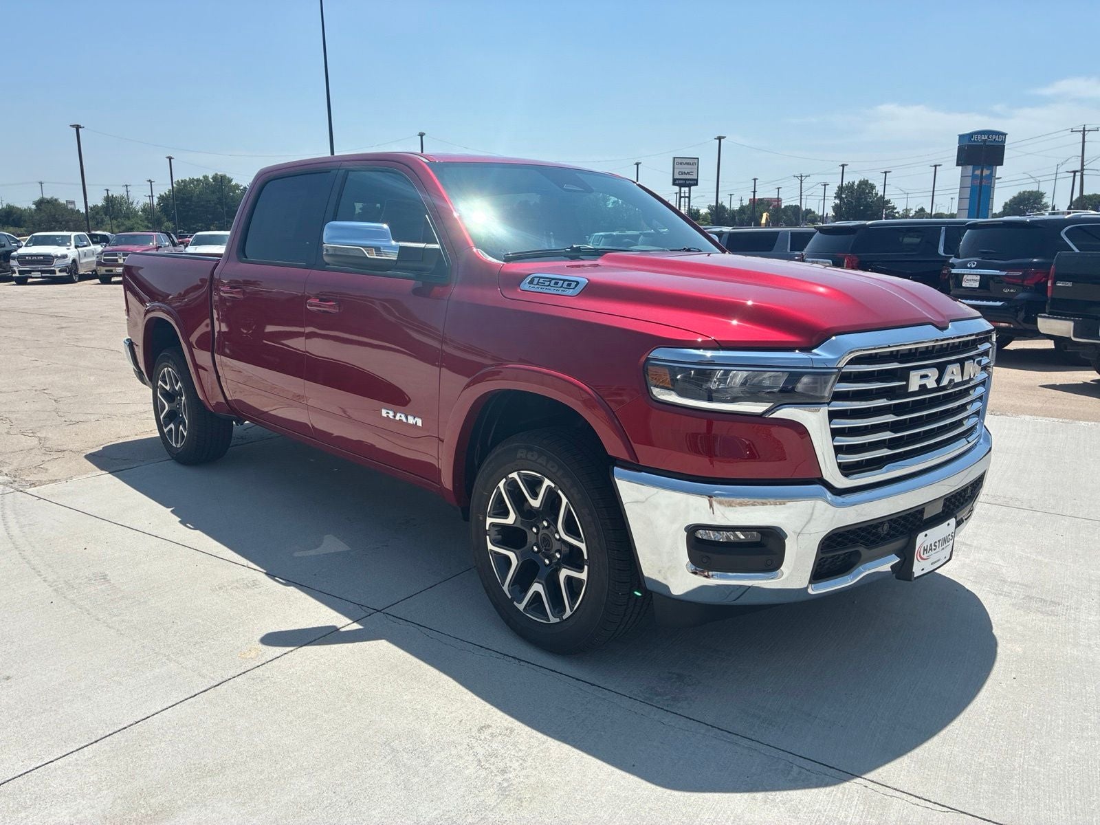 2026 RAM 1500 RAM 1500 LARAMIE CREW CAB 4X4 5'7' BOX