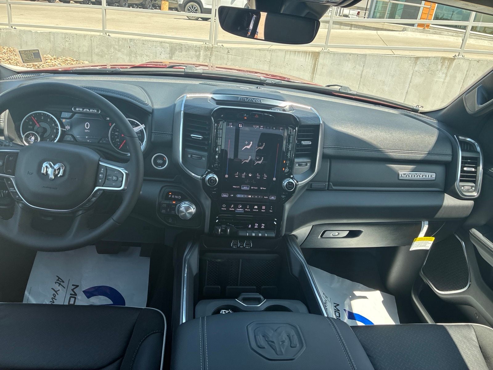 2026 RAM Ram 1500 RAM 1500 LARAMIE CREW CAB 4X4 5'7' BOX