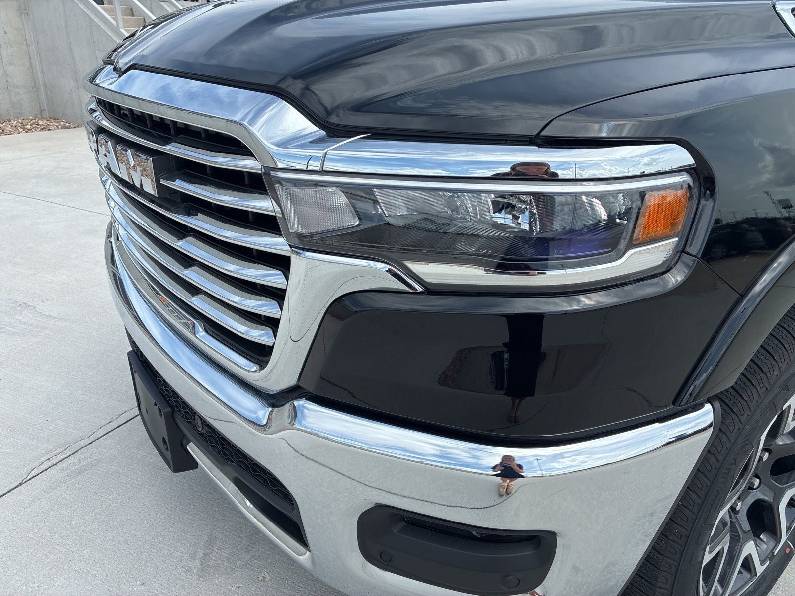 2026 RAM Ram 1500 RAM 1500 LARAMIE CREW CAB 4X4 5'7' BOX