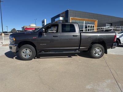 2022 RAM 2500 Big Horn Crew Cab 4x4 6'4' Box