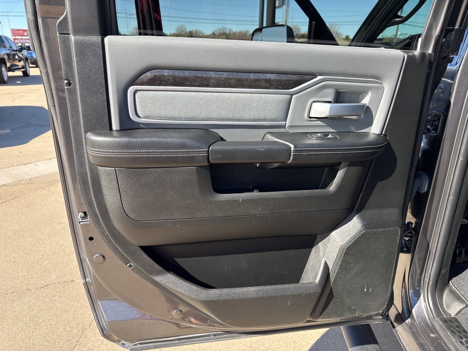 2022 RAM 2500 Big Horn Crew Cab 4x4 6'4' Box