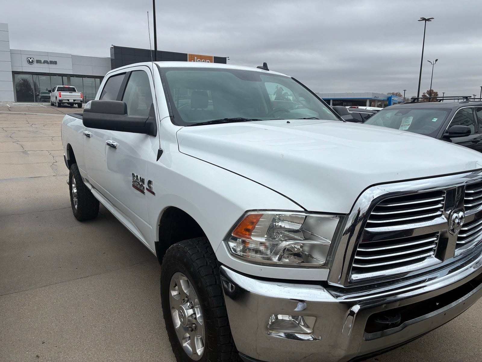 2017 RAM 2500 Big Horn Crew Cab 4x4 6'4' Box