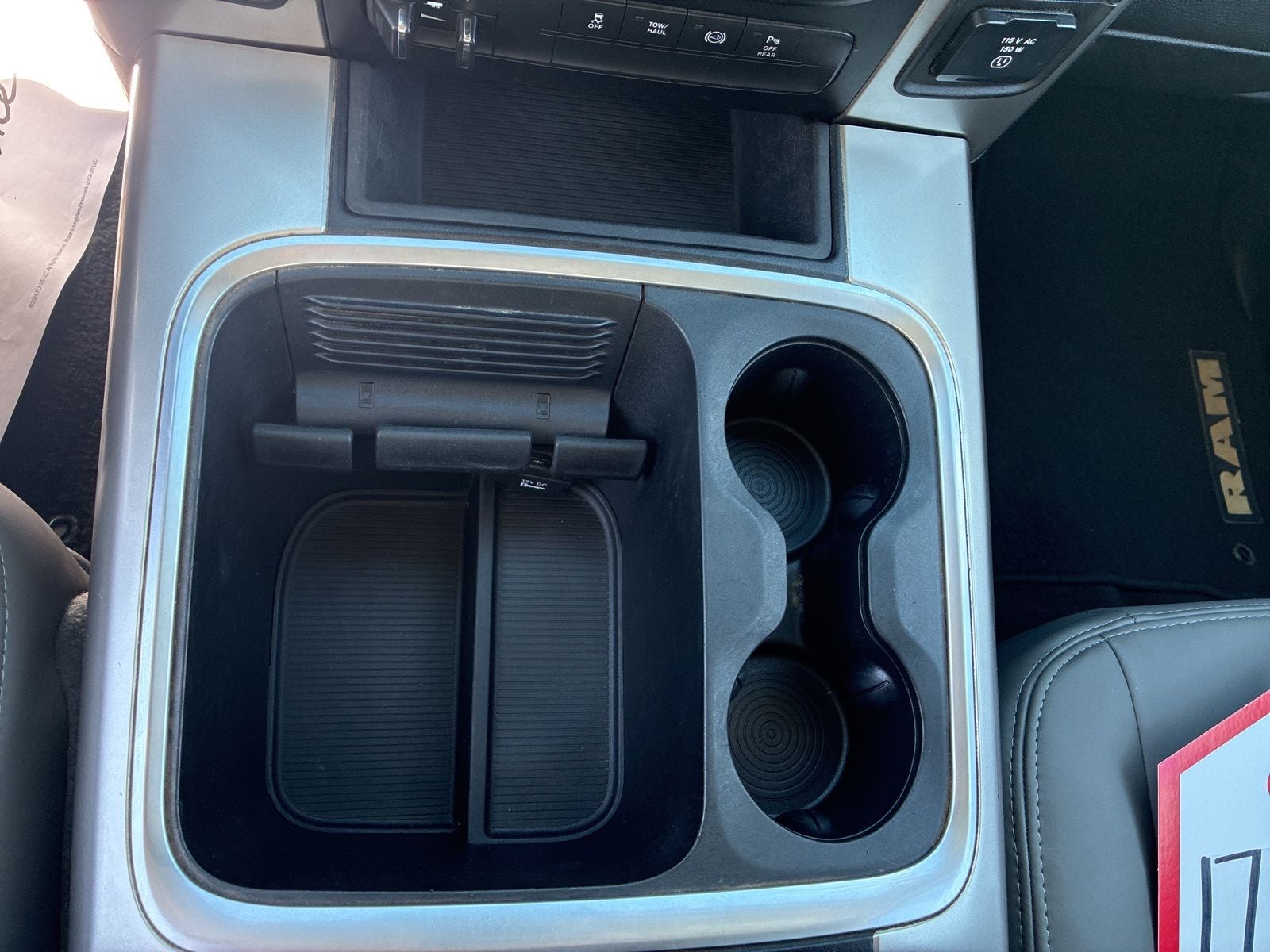 2017 RAM 2500 Big Horn Crew Cab 4x4 6'4' Box