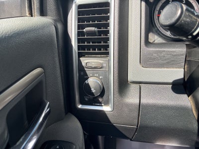 2017 RAM 2500 Big Horn Crew Cab 4x4 6'4' Box