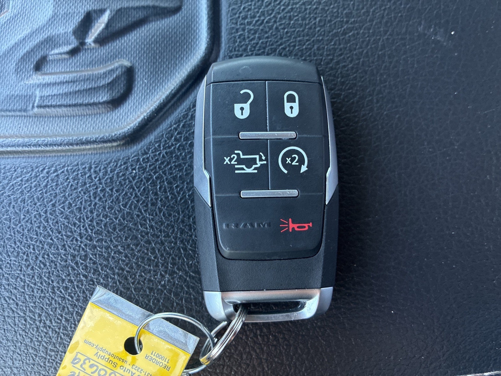 2023 RAM 2500 Laramie Crew Cab 4x4 6'4' Box