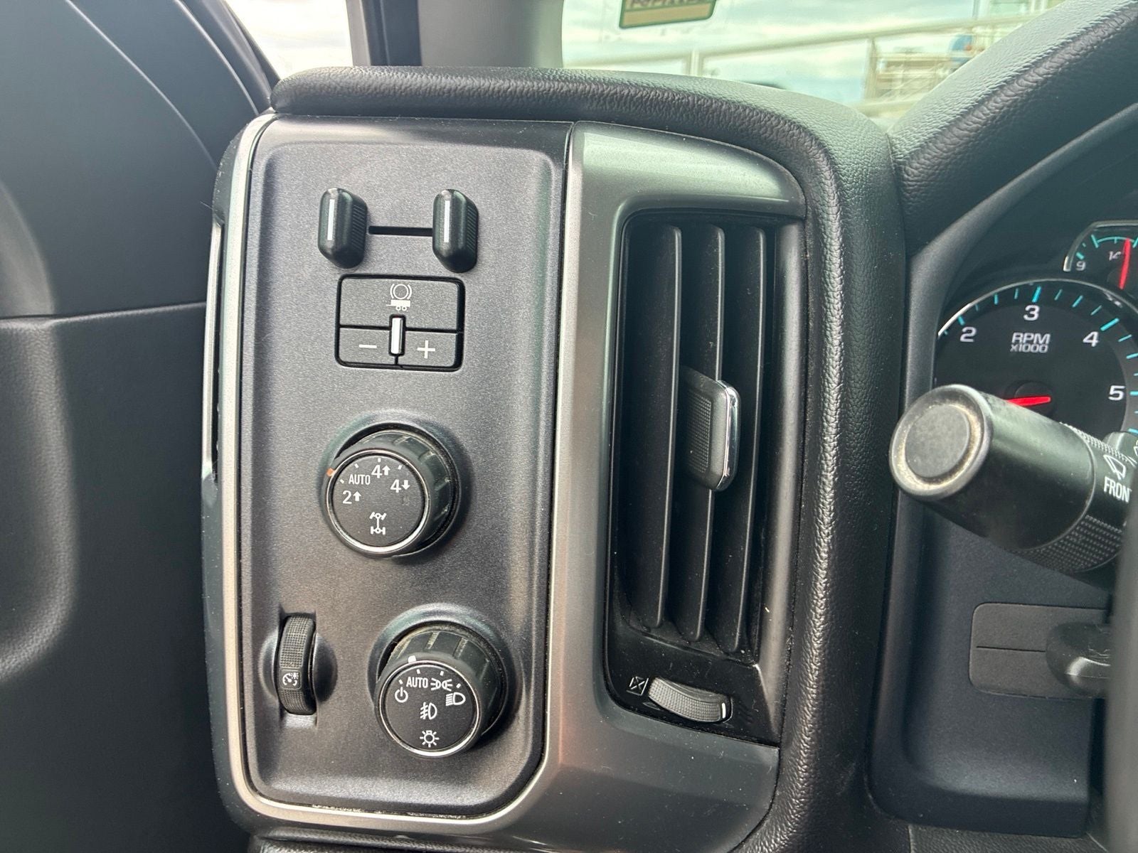 2016 Chevrolet Silverado 1500 1LT