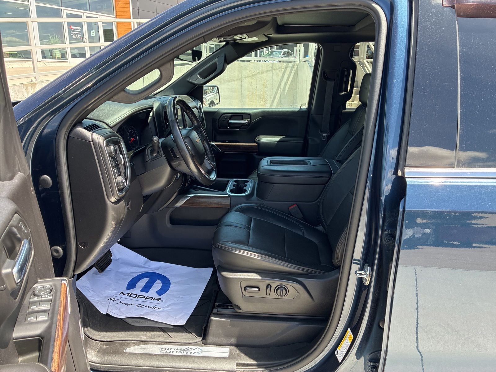 2020 Chevrolet Silverado 1500 4WD Crew Cab Short Bed High Country