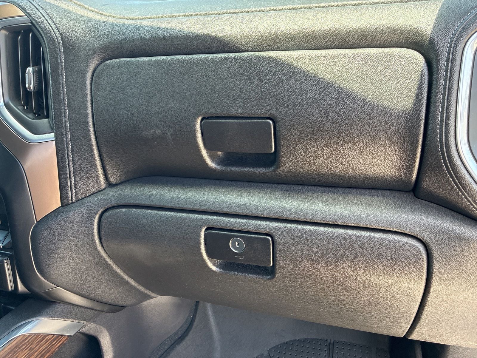 2020 Chevrolet Silverado 1500 4WD Crew Cab Short Bed High Country