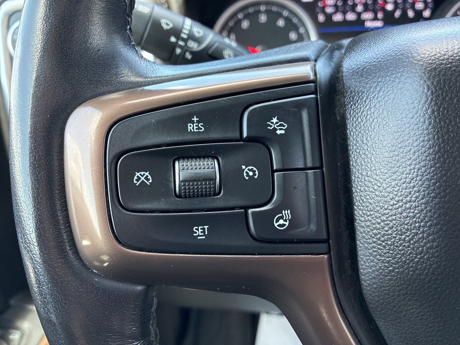 2020 Chevrolet Silverado 1500 4WD Crew Cab Short Bed High Country