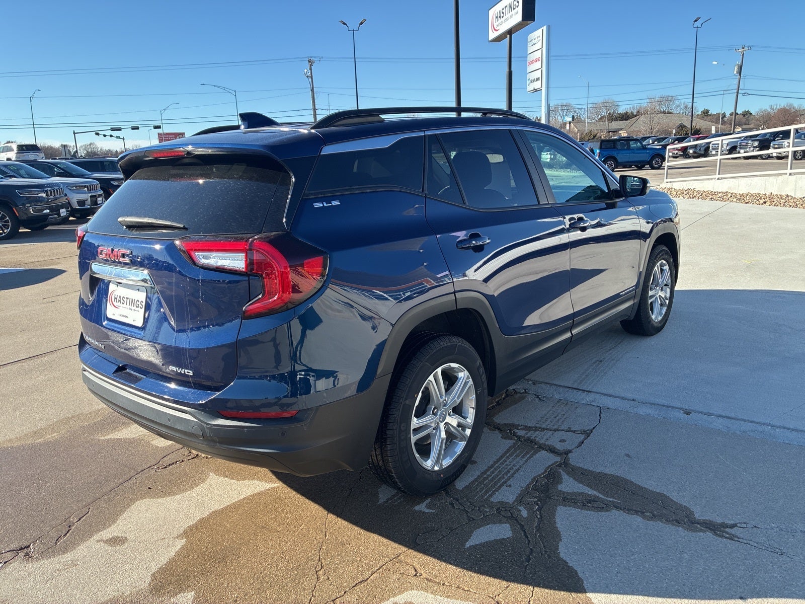 2023 GMC Terrain AWD SLE