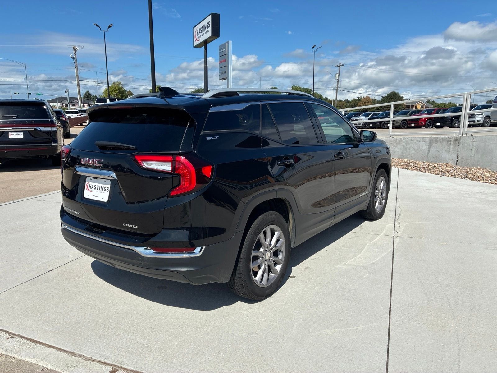 2024 GMC Terrain AWD SLT