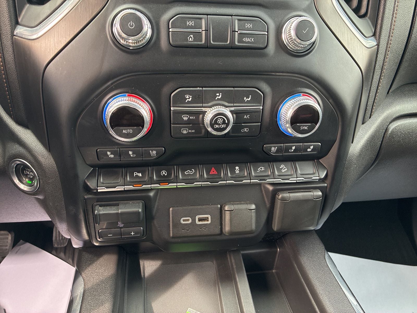 2021 GMC Sierra 1500 4WD Crew Cab Short Box AT4