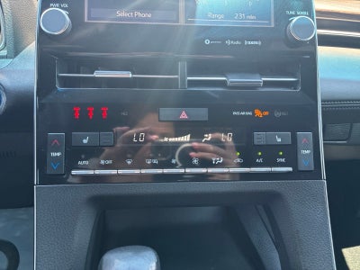 2021 Toyota Avalon XLE Hybrid