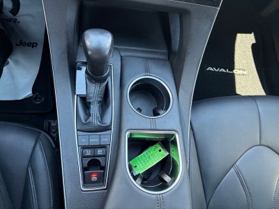 2021 Toyota Avalon XLE Hybrid