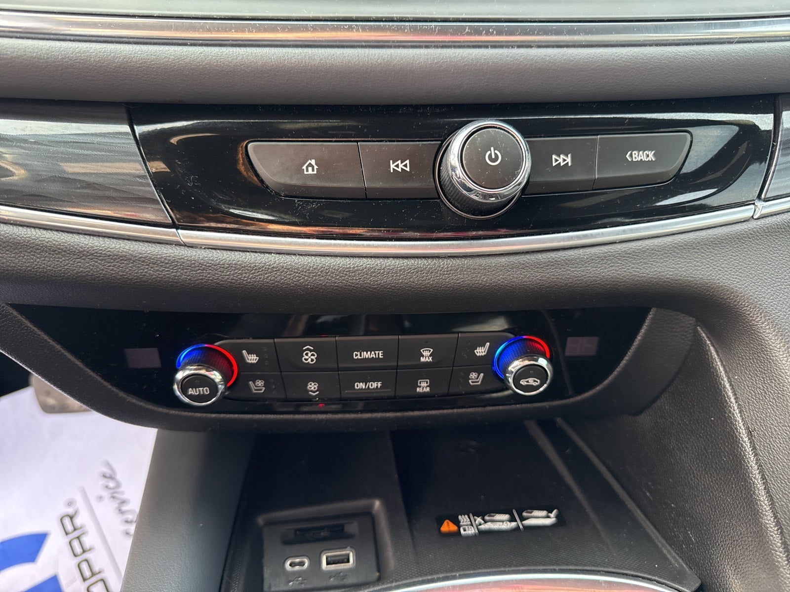 2023 Buick Enclave Premium AWD