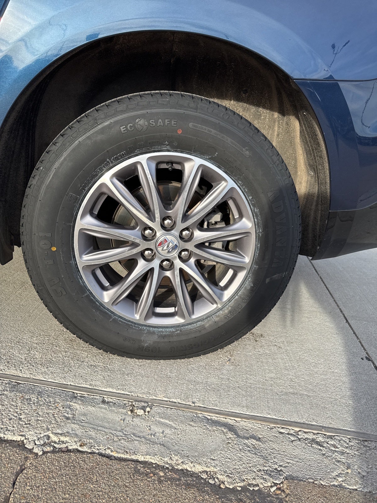 2023 Buick Enclave Premium AWD