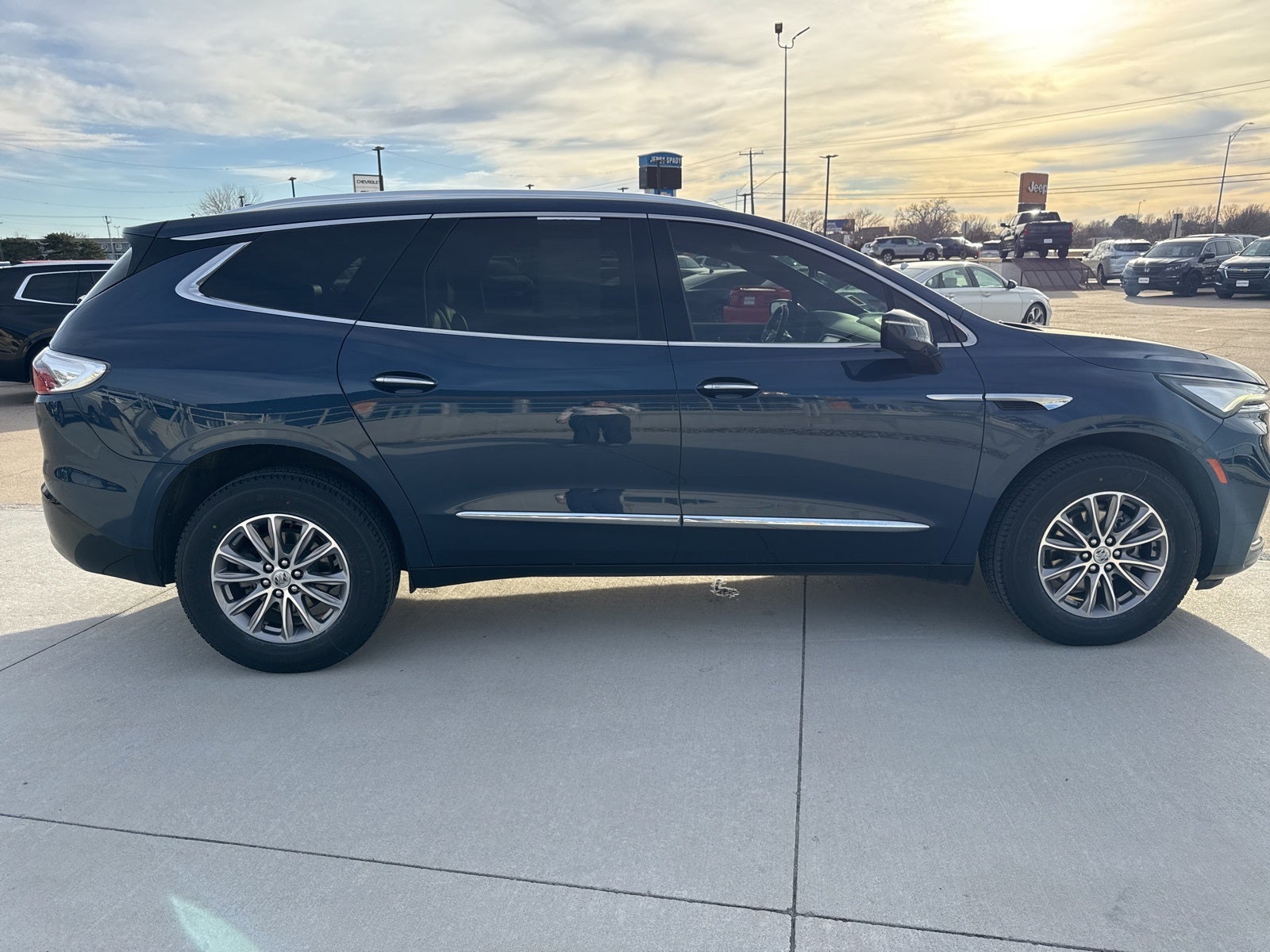 2023 Buick Enclave Premium AWD