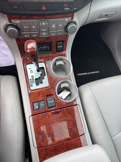 2012 Toyota Highlander Limited V6