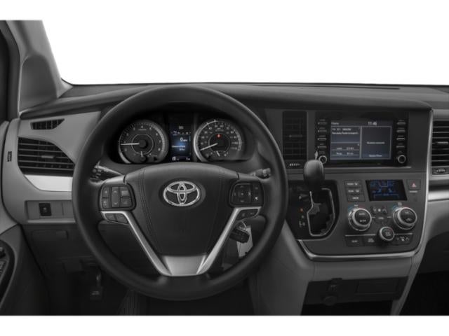2020 Toyota Sienna SE