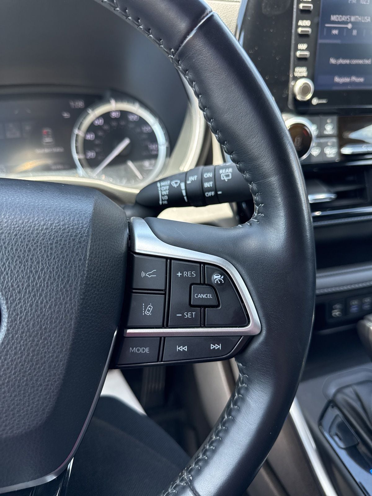 2022 Toyota Highlander XSE