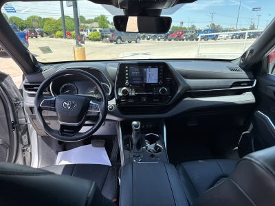 2022 Toyota Highlander XSE