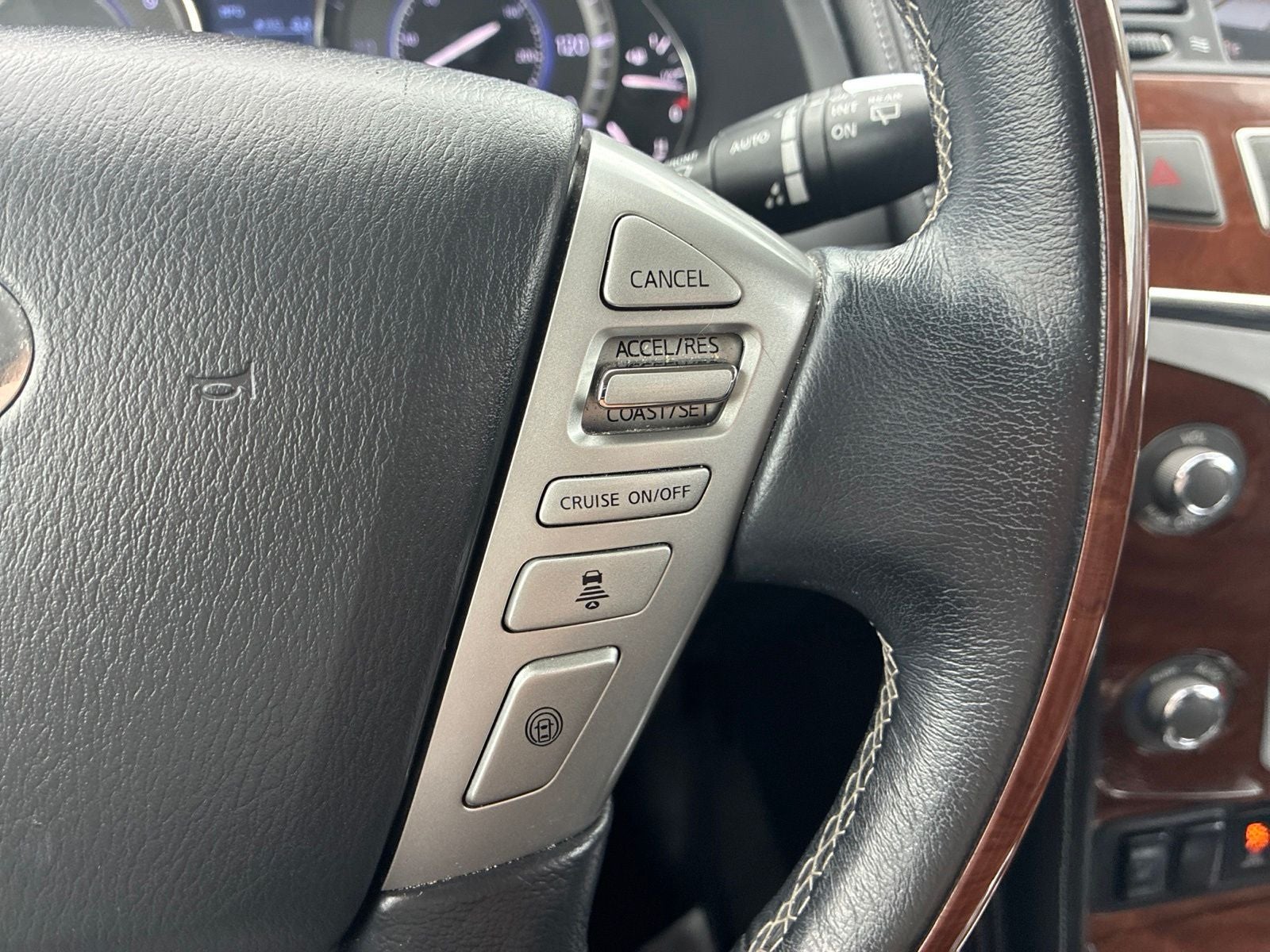2019 INFINITI QX80 LUXE