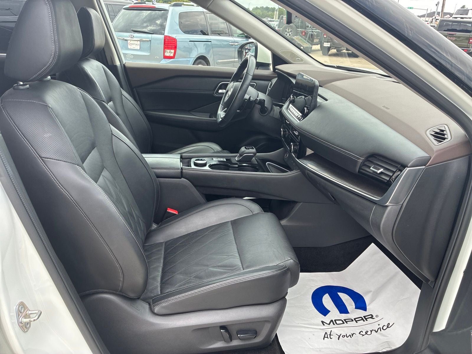 2022 Nissan Rogue Platinum Intelligent AWD