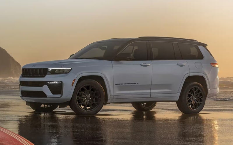 2027jeepgrandcherokee-exterior-03